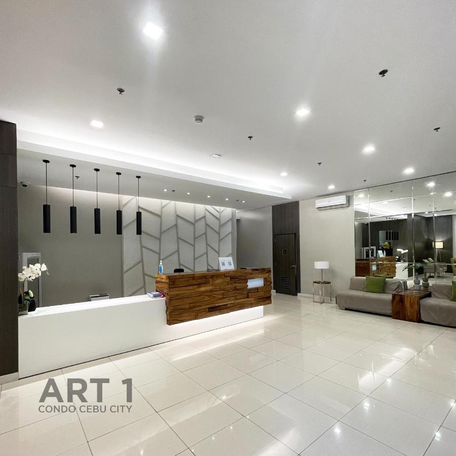 Apartment Art1 *